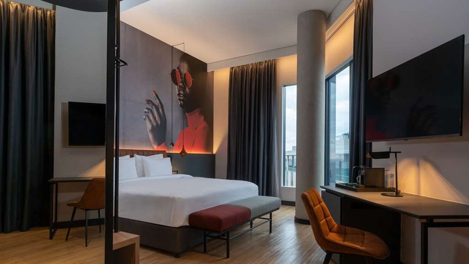 Radisson RED Johannesburg Rosebank Suite