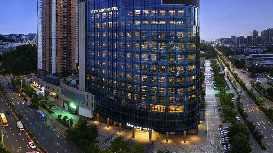 Mercure Shenzhen Pinghu Exterior