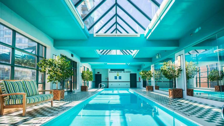 The Yorkville Royal Sonesta Hotel Pool