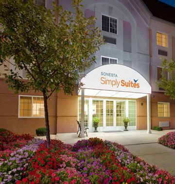 Sonesta Simply Suites Nanuet