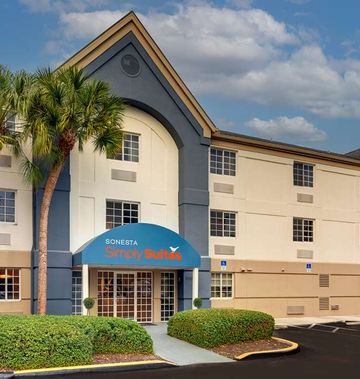 Sonesta Simply Suites Miami Airport Doral