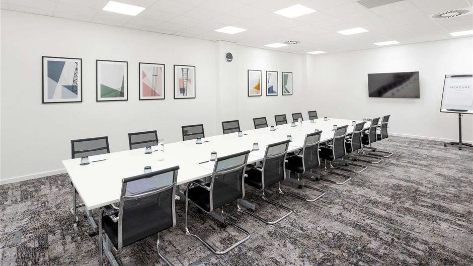 Mercure Newport Meeting