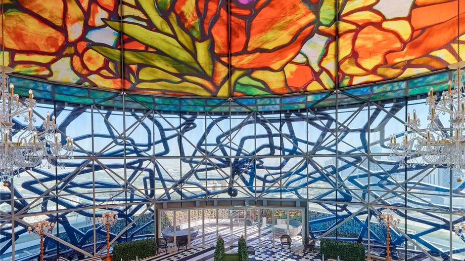 Mondrian Doha Pool