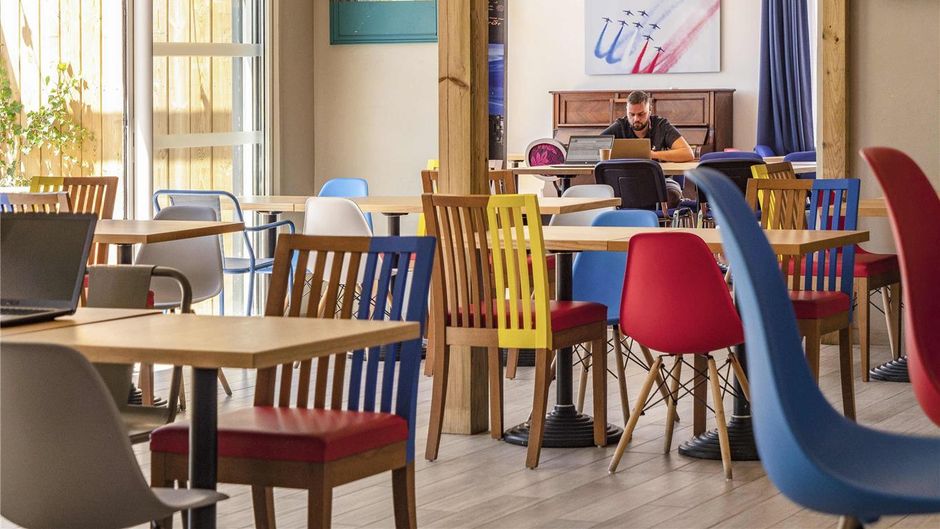 Greet Hotel Marseille Provence Airport Restaurant