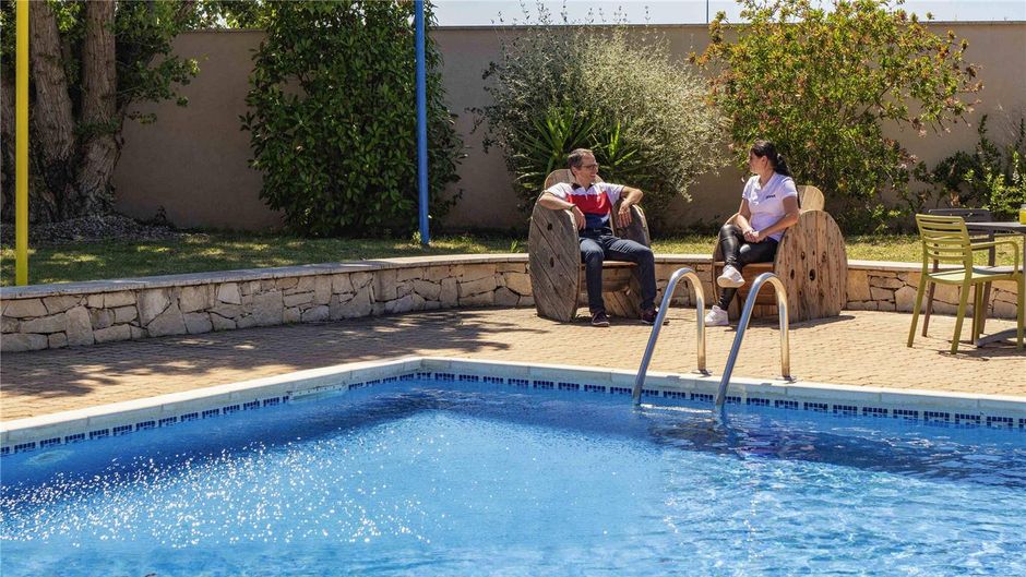 Greet Hotel Marseille Provence Airport Pool
