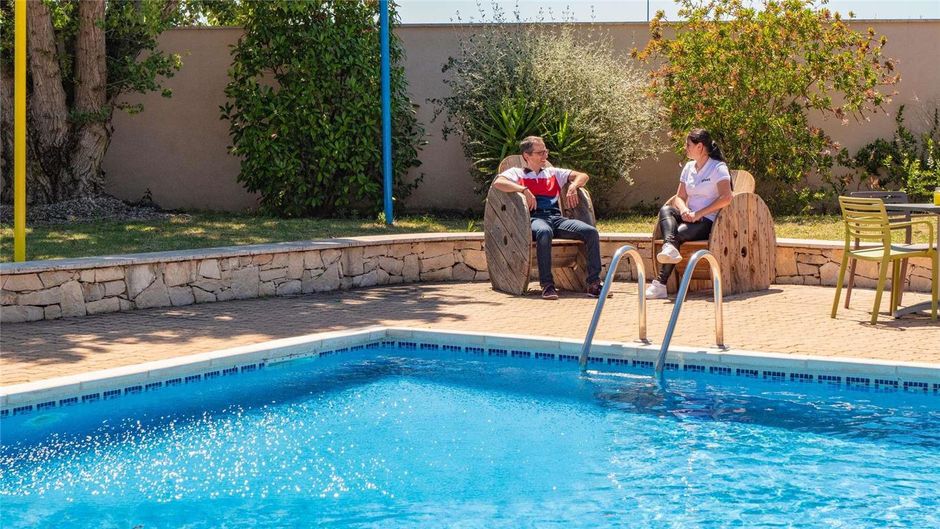 Greet Hotel Marseille Provence Airport Pool