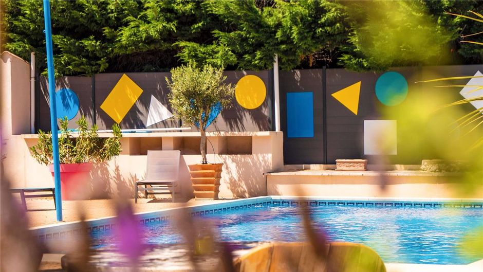 Greet Hotel Marseille Provence Airport Pool