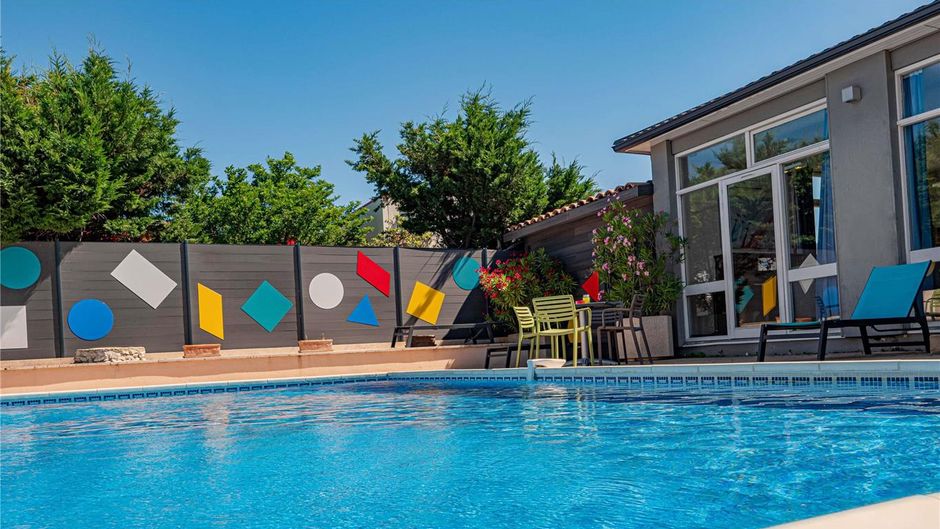 Greet Hotel Marseille Provence Airport Pool