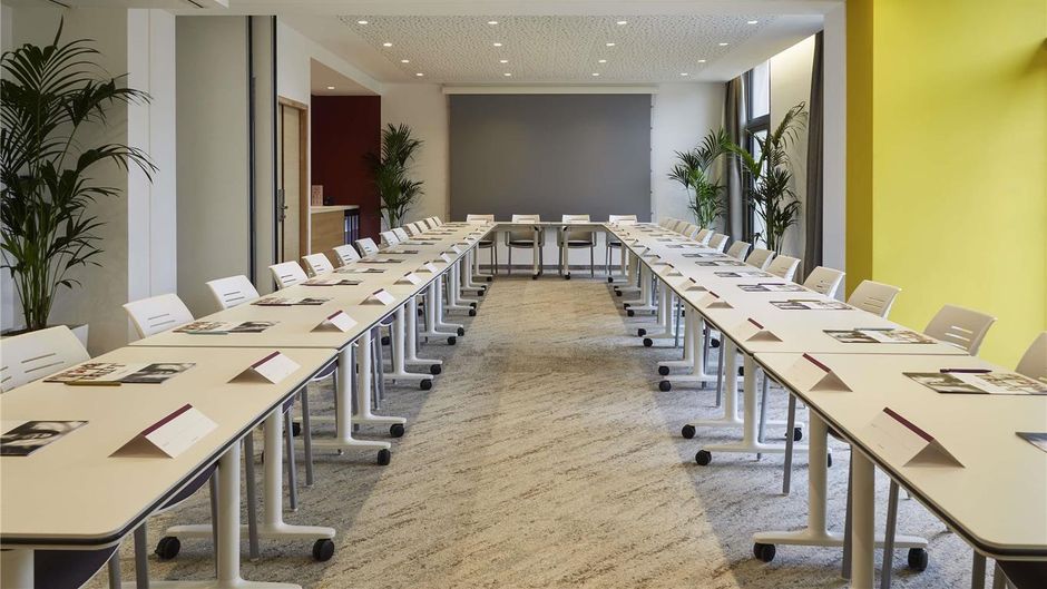 Mercure Avignon - Gare TGV Meeting