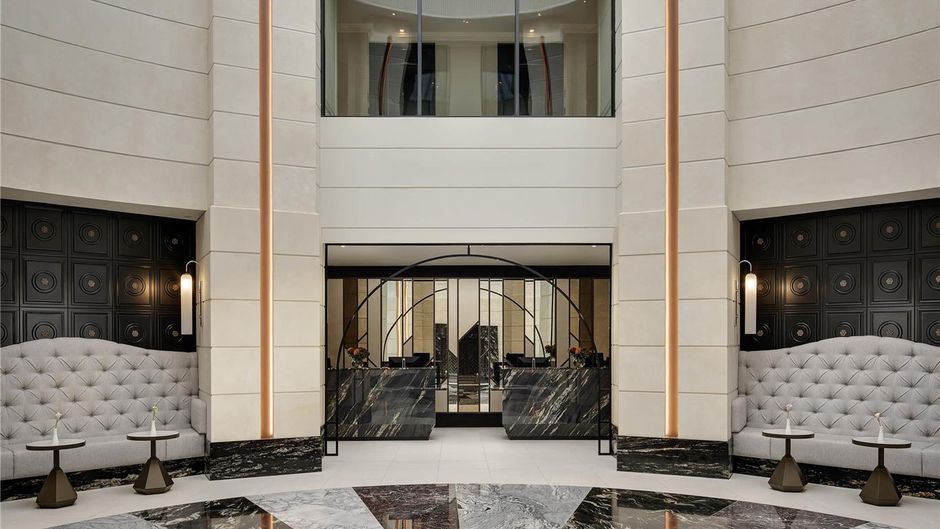 Fairmont Windsor Park Exterior