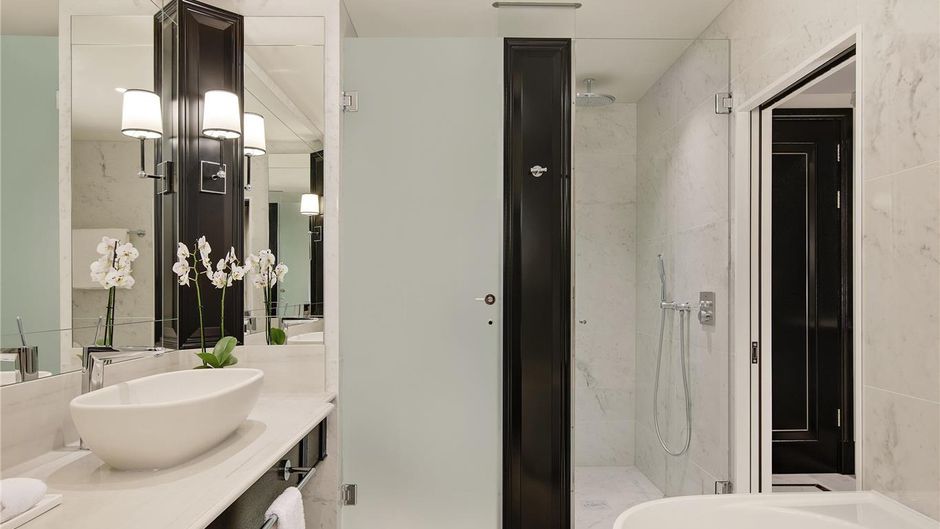 Fairmont Windsor Park Room