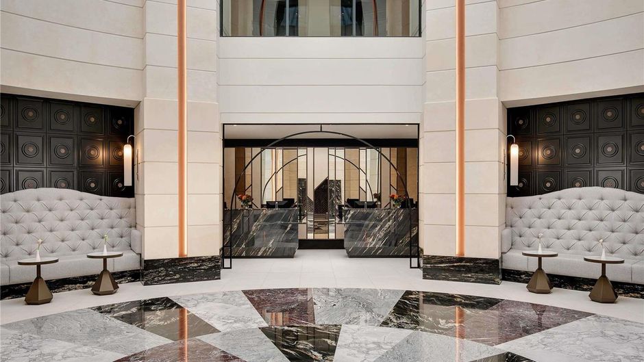 Fairmont Windsor Park Exterior