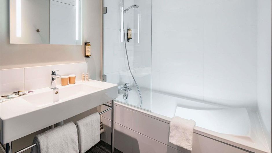 Mercure Paris Montparnasse Pasteur Room