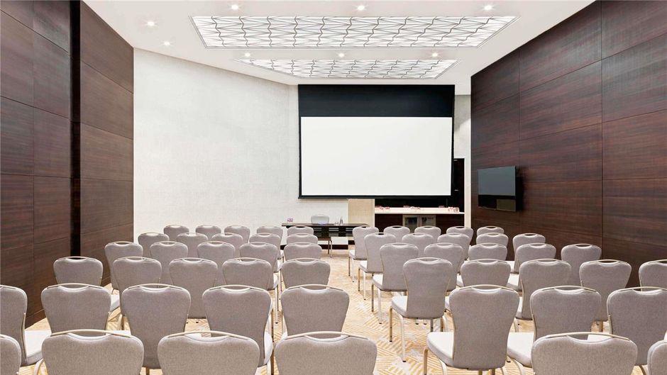 Sofitel Dubai The Obelisk Meeting
