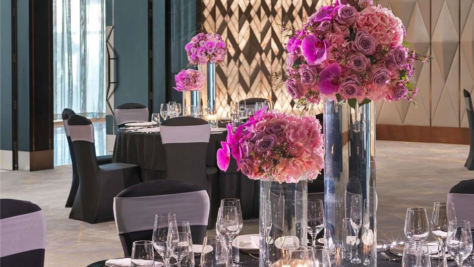 Sofitel Dubai The Obelisk Meeting