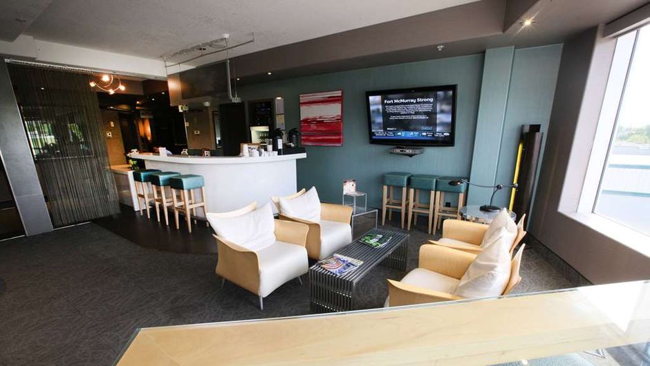 Baymont by Wyndham Fort McMurray Lobby
