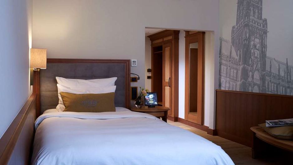 Platzl Hotel Room