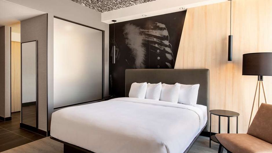 Dakota Dunes Resort Room
