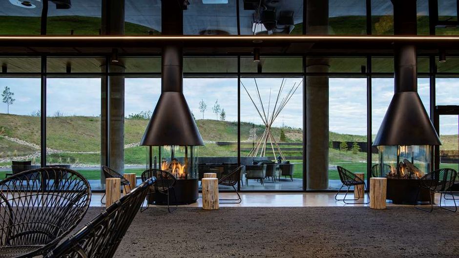 Dakota Dunes Resort Lobby