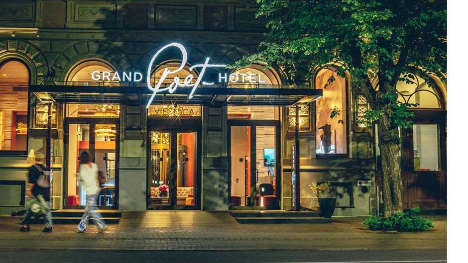 Grand Poet Hotel By Semarah Exterior