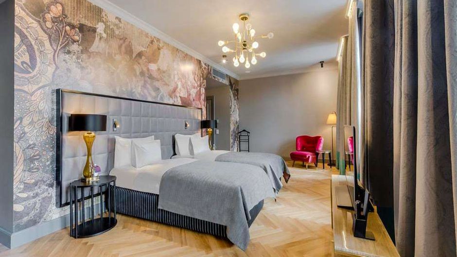 Grand Poet Hotel By Semarah Room