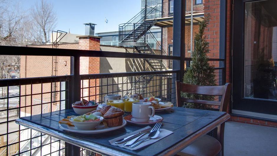 Auberge du Carre St Louis Room