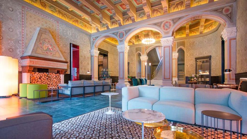 Grand Hotel Billia Lobby