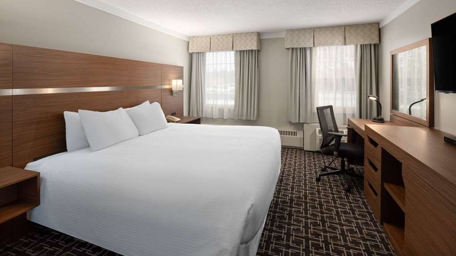 Baymont by Wyndham Edson Room