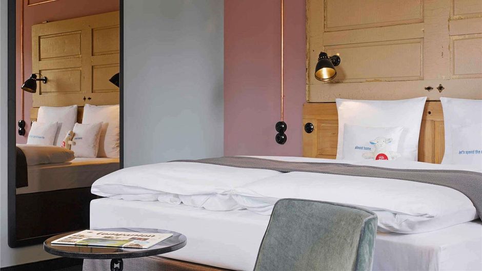 25hours Hotel Altes Hafenamt Room