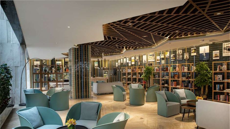 Ramada by Wyndham Xi'an Long March Lobby