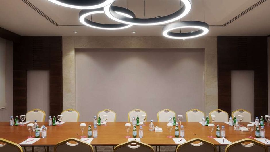 Ramada by Wyndham Erbil Gulan Street Meeting
