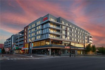 Hampton Inn & Suites Watertown Boston