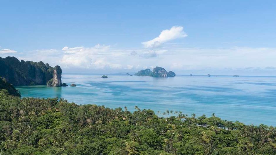 Avani Ao Nang Cliff Krabi Resort Exterior