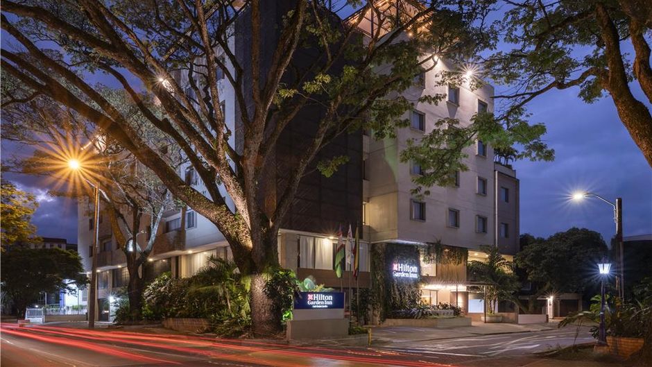 Hilton Garden Inn Cali Ciudad Jardin Exterior