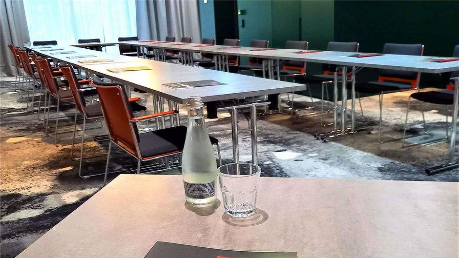 Ibis Bucharest Politehnica Meeting