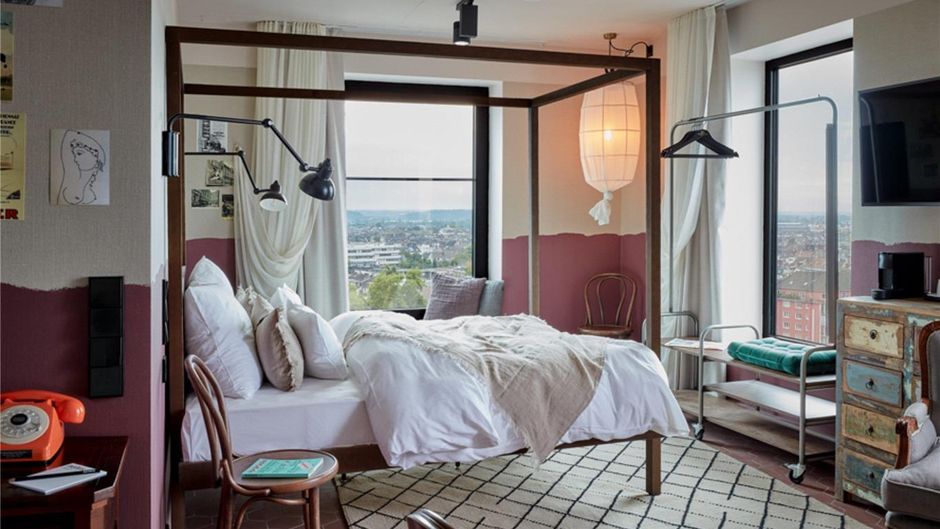 25Hours Hotel Das Tour Room
