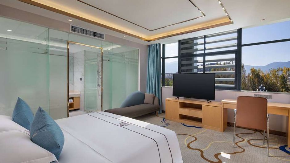 Microtel by Wyndham Lijiang Room