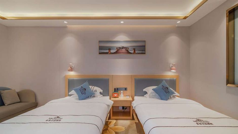 Microtel by Wyndham Lijiang Room