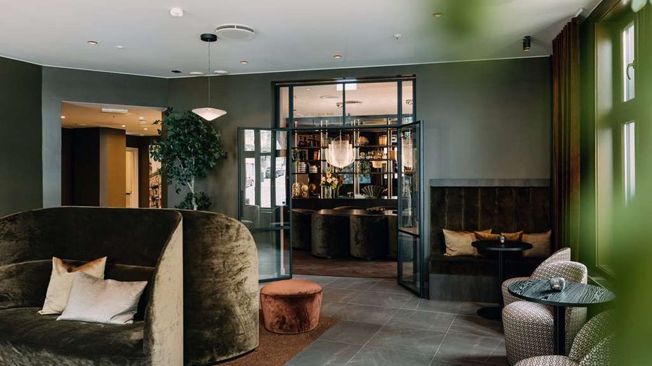 Saga Hotel Oslo Lobby