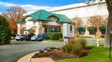 Clarion Hotel & Suites Convention Center