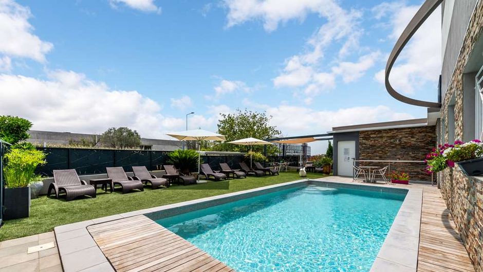Sure Hotel by BW Beziers Le Monestie Pool