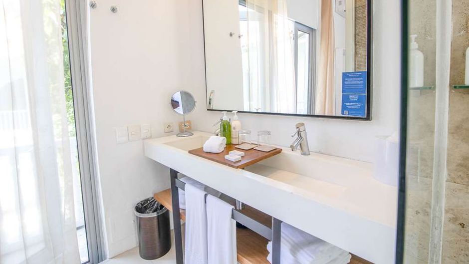 Nacar Hotel Cartagena, Curio Coll Hilton Room