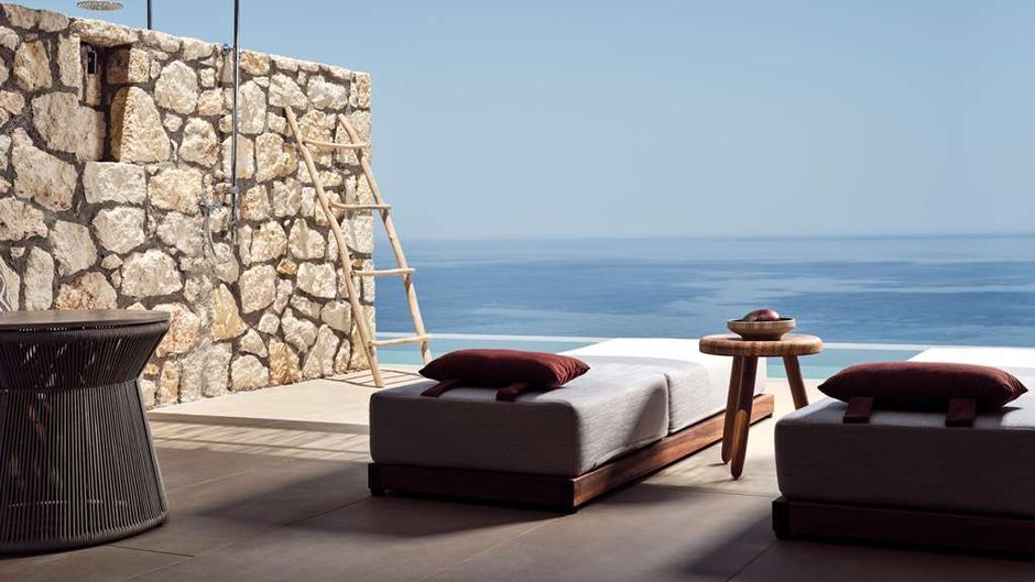 The Royal Senses Resort Crete, Curio Col Room