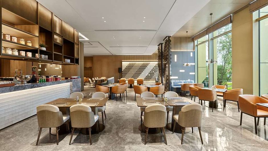 DoubleTree by Hilton Qidong Restaurant
