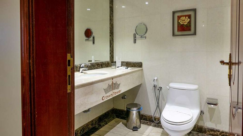 Crown Tower Hotel Al Jubail Room
