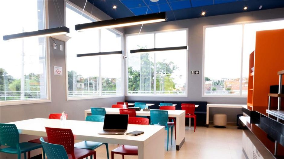 Ibis Budget Leme SP Restaurant
