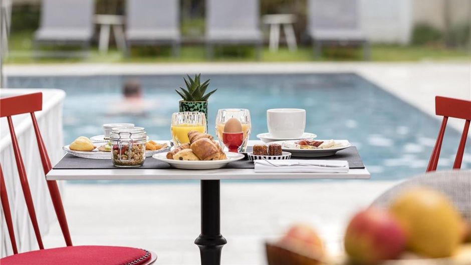 Le General d'Elbee Hotel Pool