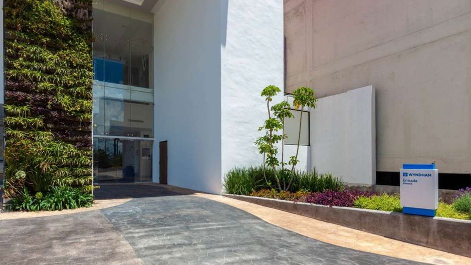 Wyndham Puebla Angelopolis Exterior