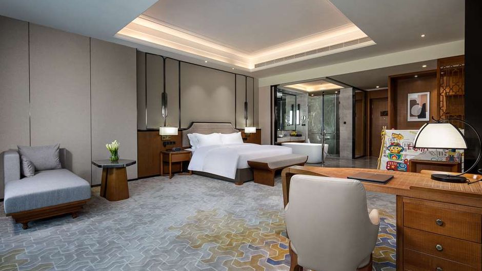 Wyndham Xinyi Lotus Lake Room