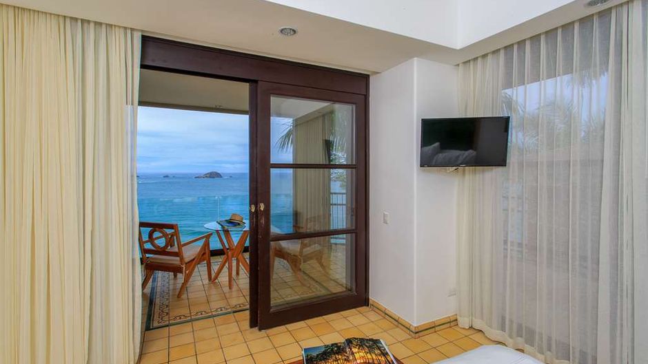 Arenas del Mar Beach and Rainforest Room